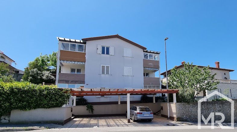 Location: Coastal-Karst, Koper, Žusterna