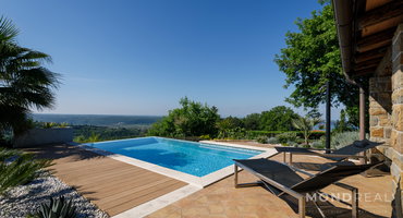 Lokacija: Obalno - kraška, Izola, Nožed