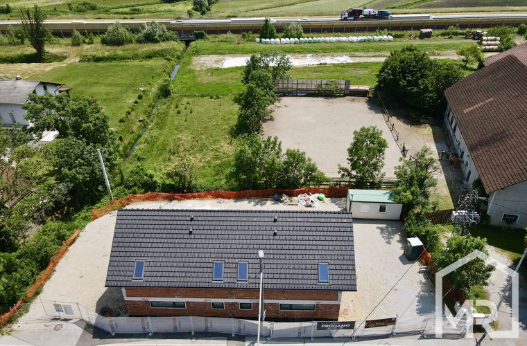 Location: Ljubljana Surroundings, Vrhnika, Drenov grič
