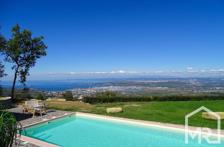 Location: Coastal-Karst, Koper, Pomjan