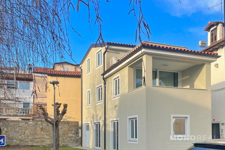 Ubicación: Obalno - kraška, Koper, Center