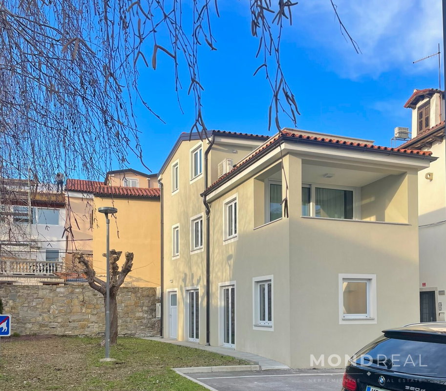 Location: Obalno - kraška, Koper, Center