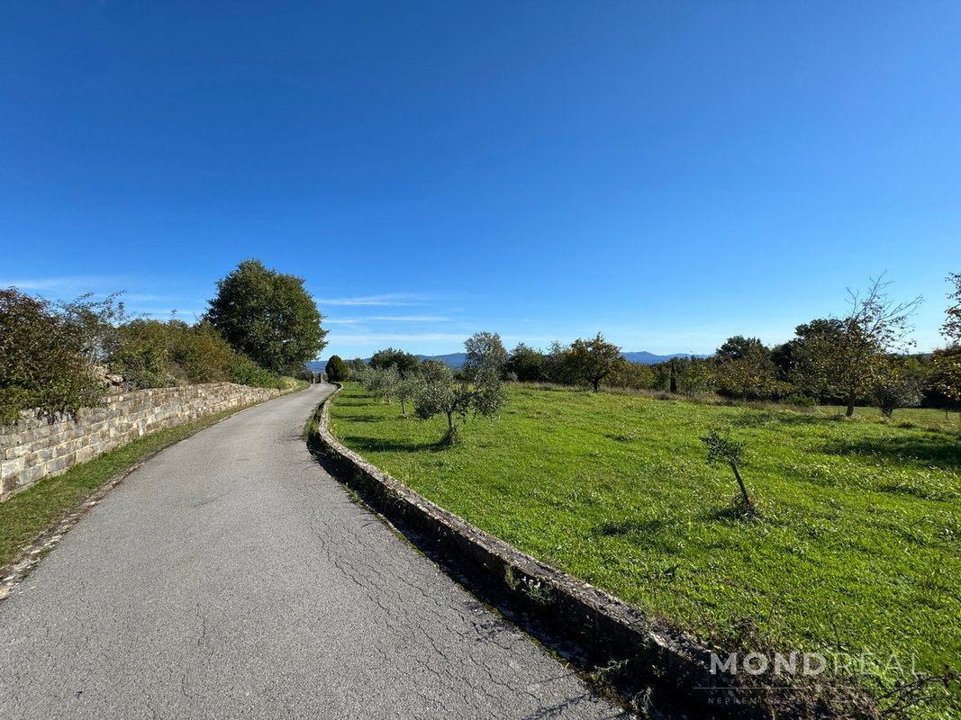 Lokacija: Obalno - kraška, Koper, Pomjan