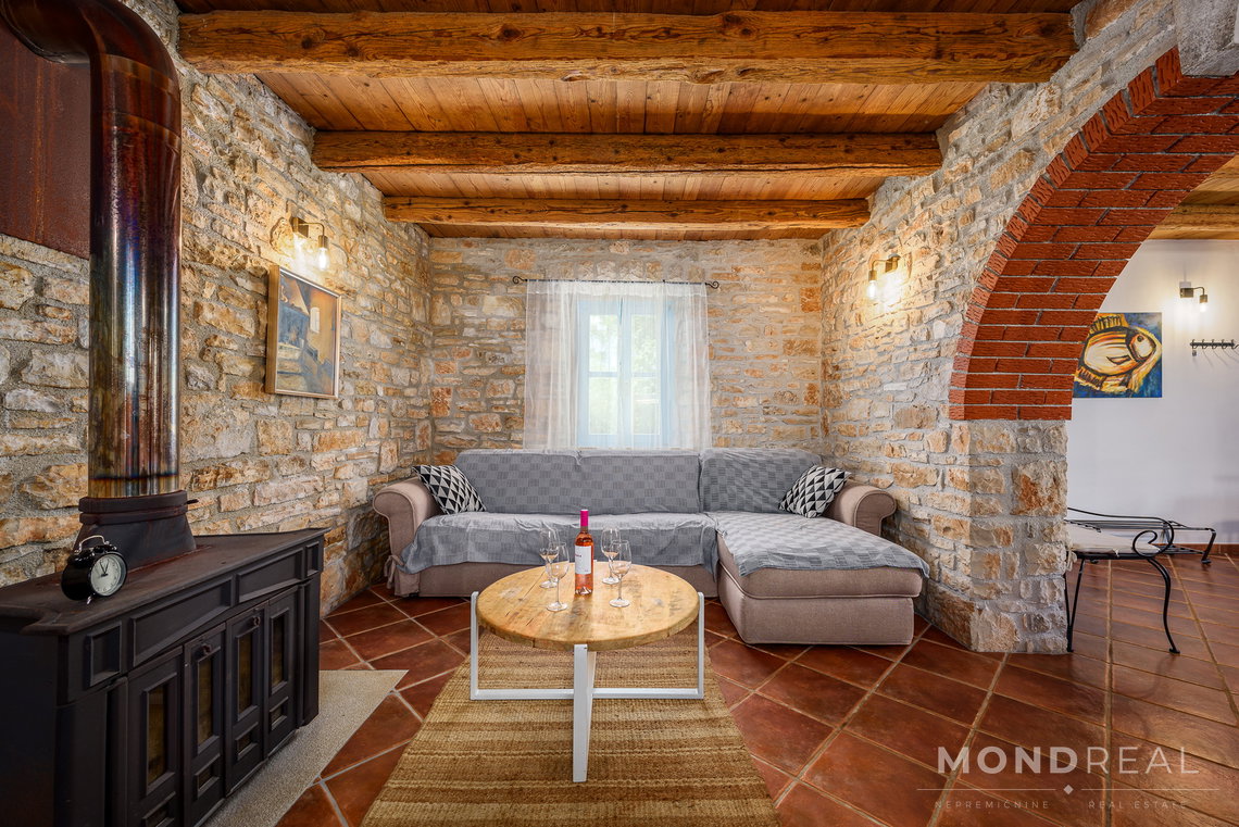 Lokacija: Hrvaška, Istarska županija, Sveti Lovreč