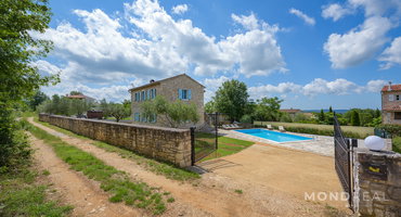 Lokacija: Hrvaška, Istarska županija, Sveti Lovreč