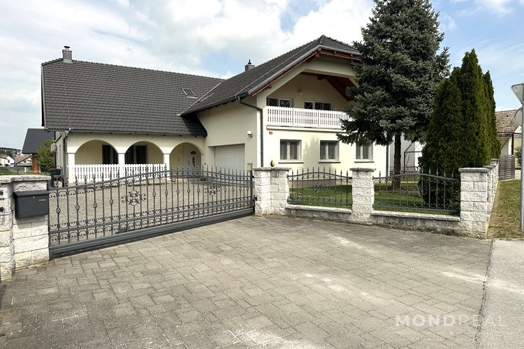 Location: Pomurska, Radenci, Radenci