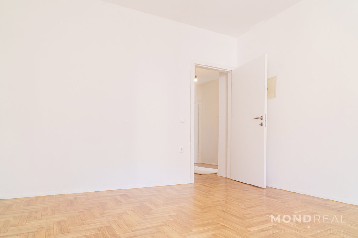 Location: Obalno - kraška, Koper, Center