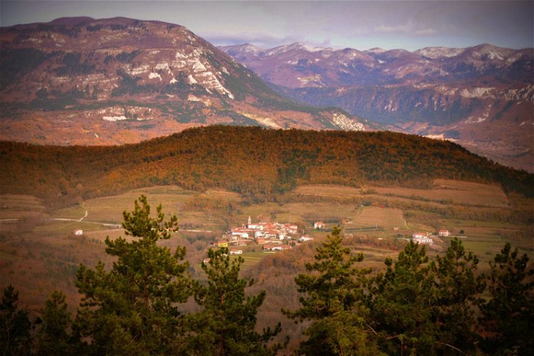 Location: County of Gorizia, Ajdovščina, Šmarje