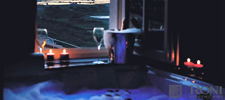 Location: Coastal-Karst, Koper