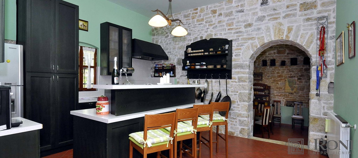 Location: Hrvaška, Istarska županija, Žminj