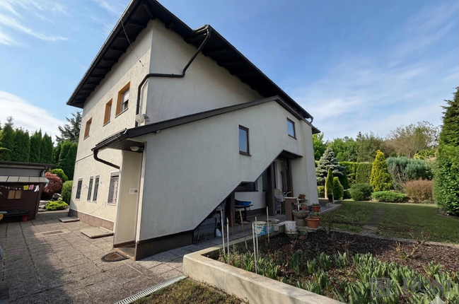 Lokacija: Ljubljana mesto, Moste-Polje