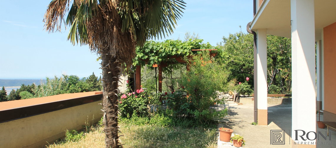 Location: Coastal-Karst, Izola, Malija