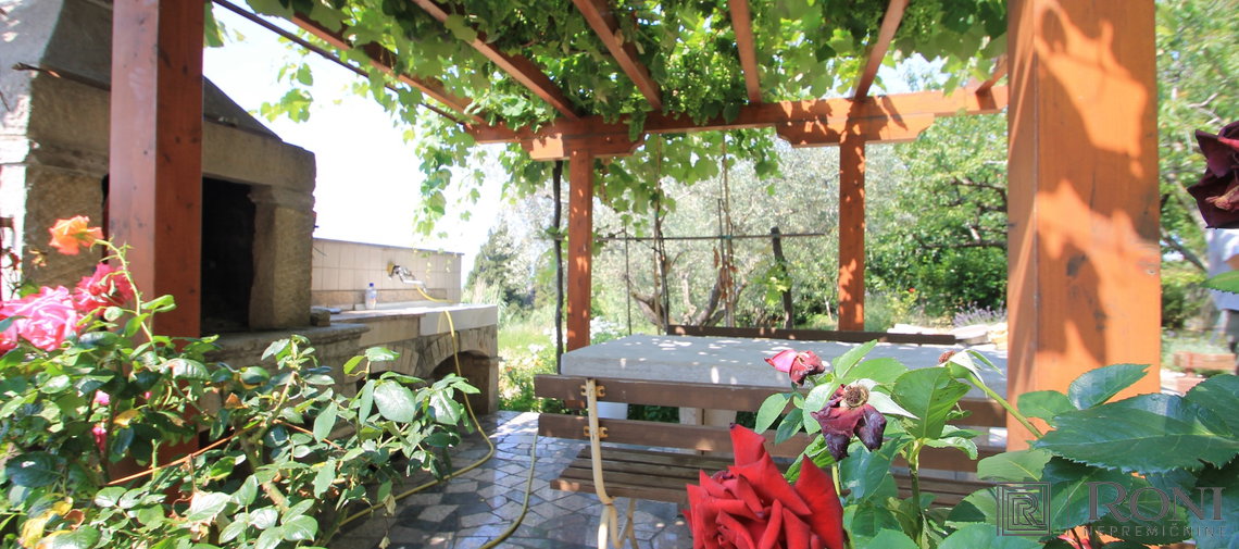 Location: Coastal-Karst, Izola, Malija