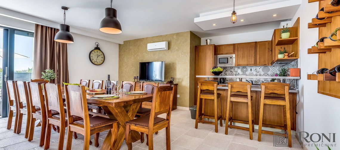 Location: Hrvaška, Primorsko-goranska županija, Crikvenica