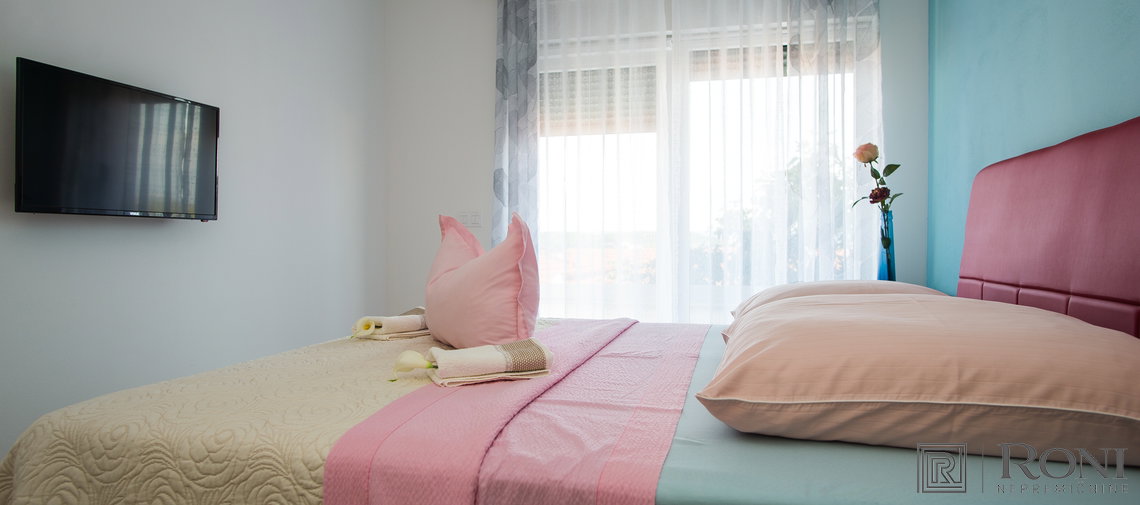 Location: Hrvaška, Šibensko-kninska županija, Rogoznica