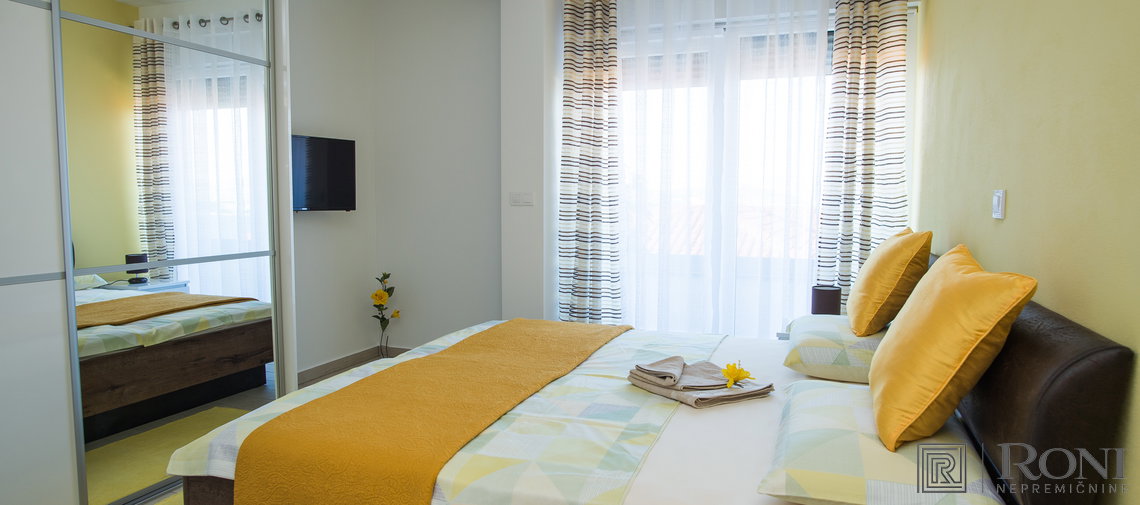 Location: Hrvaška, Šibensko-kninska županija, Rogoznica