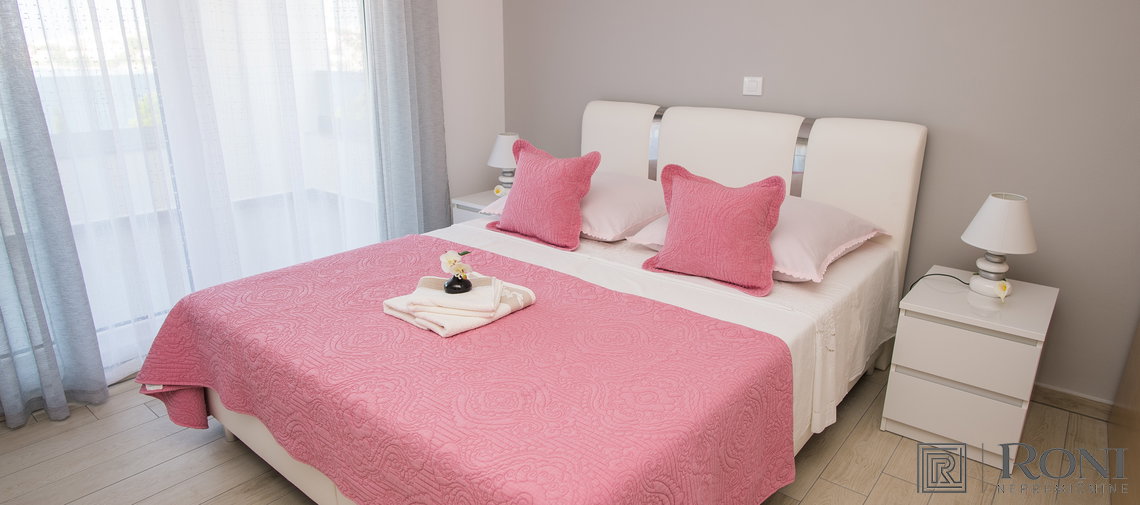 Location: Hrvaška, Šibensko-kninska županija, Rogoznica