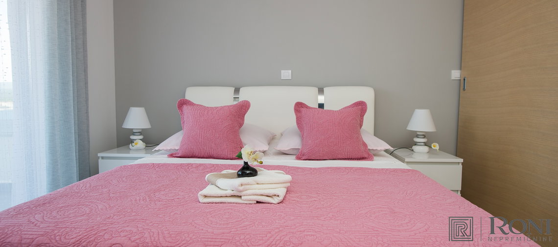 Location: Hrvaška, Šibensko-kninska županija, Rogoznica