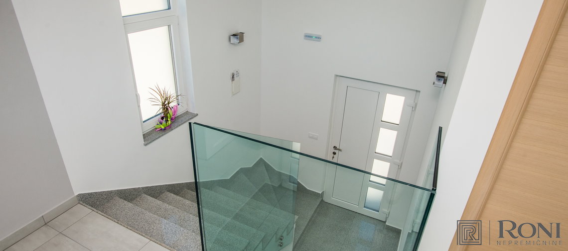 Location: Hrvaška, Šibensko-kninska županija, Rogoznica