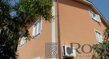 Location: Obalno - kraška, Izola, Malija