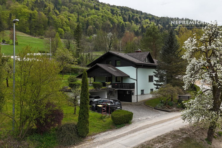 Lokacija: Ljubljana okolica, Lukovica, Žirovše
