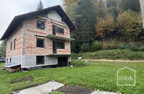 Lokacija: Ljubljana mesto, Moste-Polje, Okolica