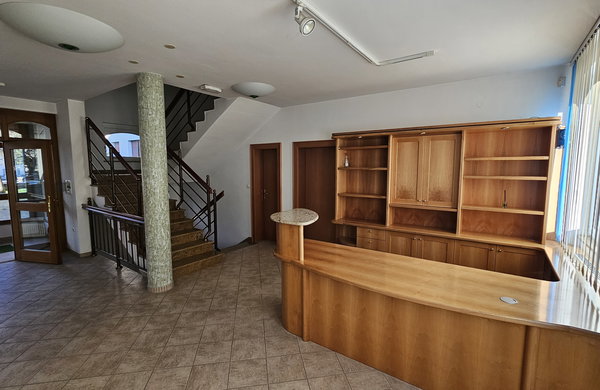 Lokacija: Gorenjska, Šenčur, Šenčur