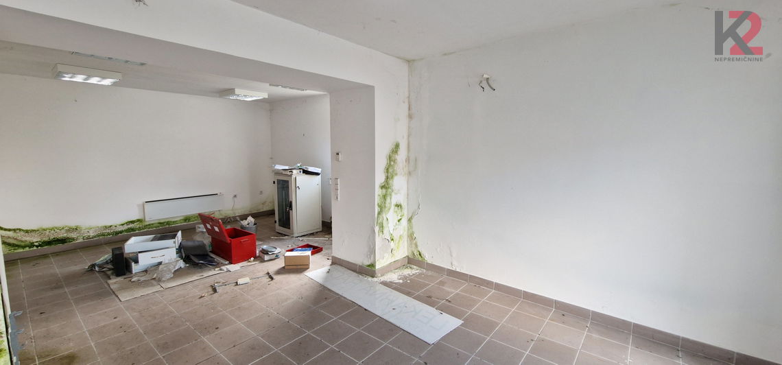 Lokacija: Podravska, Makole, Makole