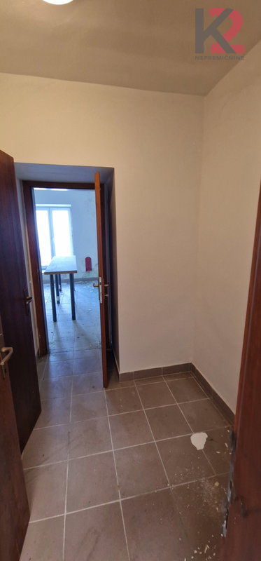 Lokacija: Podravska, Makole, Makole