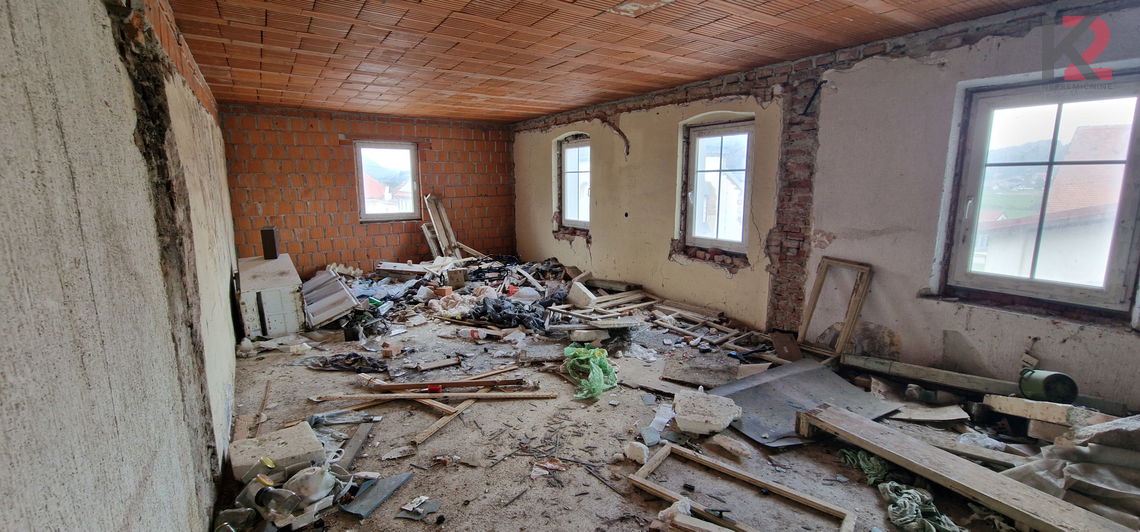 Lokacija: Podravska, Makole, Makole