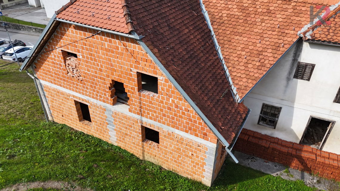 Lokacija: Podravska, Makole, Makole