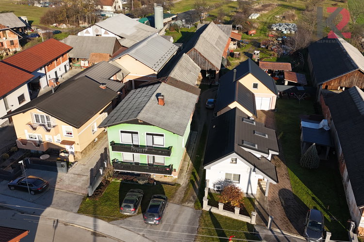 Ubicación: Podravska, Miklavž na Dravskem polju, Dobrovce