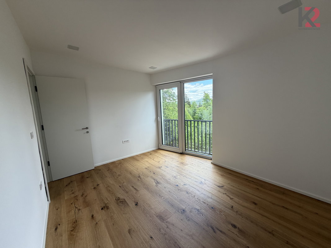 Location: Ljubljana okolica, Logatec, Logatec