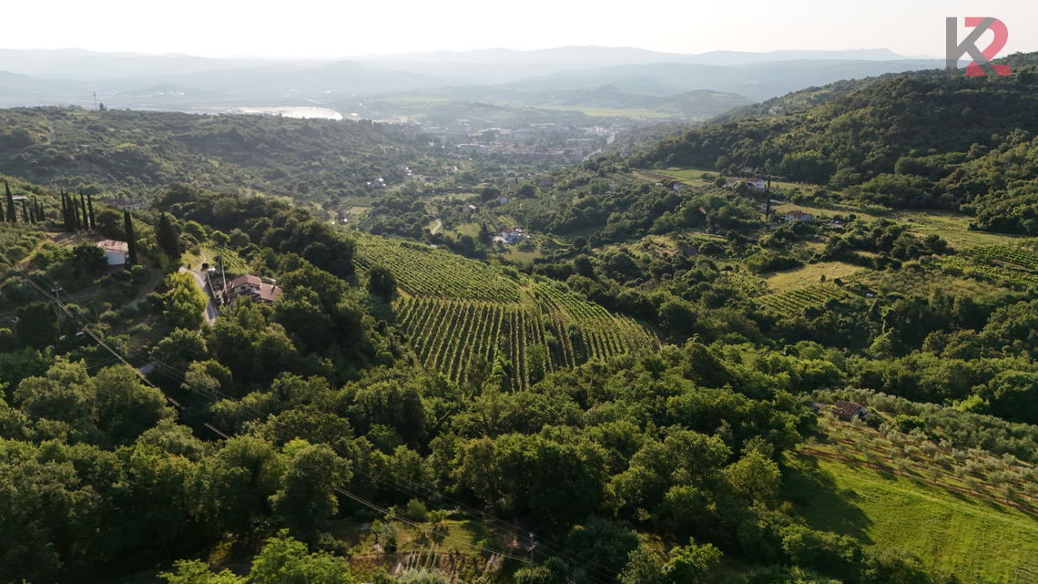 Lokacija: Obalno - kraška, Koper, Semedela