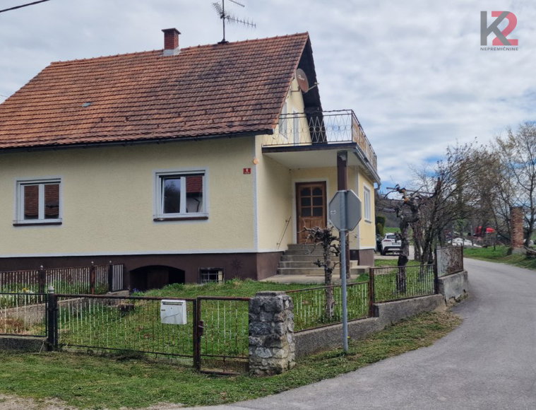 Lokacija: Podravska, Makole, Stopno
