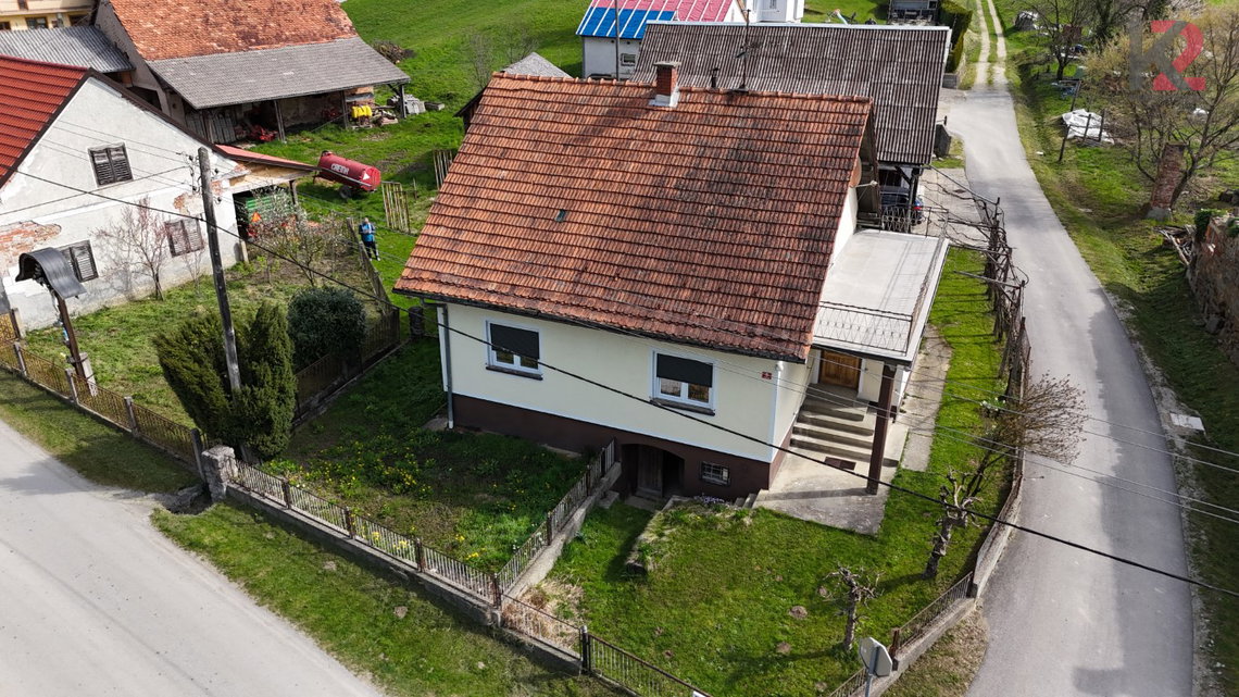 Lokacija: Podravska, Makole, Stopno