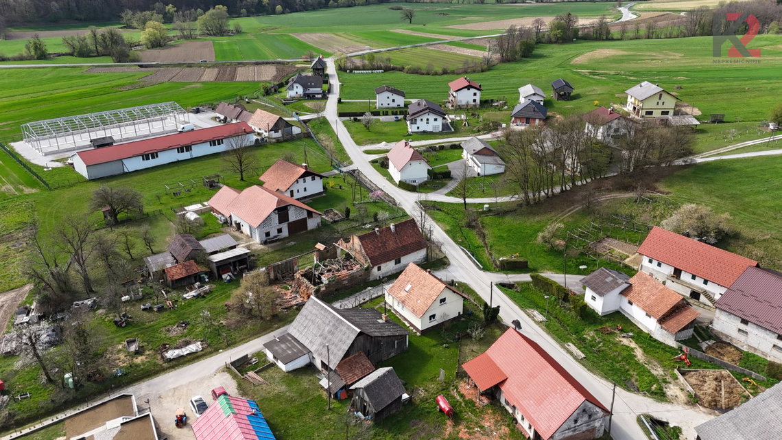 Lokacija: Podravska, Makole, Stopno