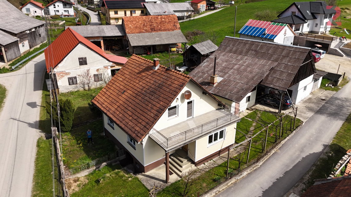 Lokacija: Podravska, Makole, Stopno