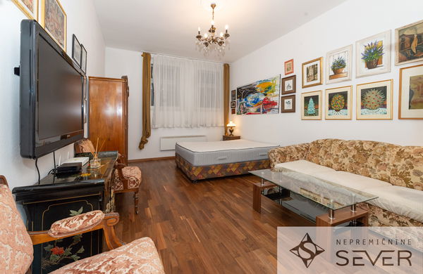 Lokacija: Ljubljana mesto, Center, Center