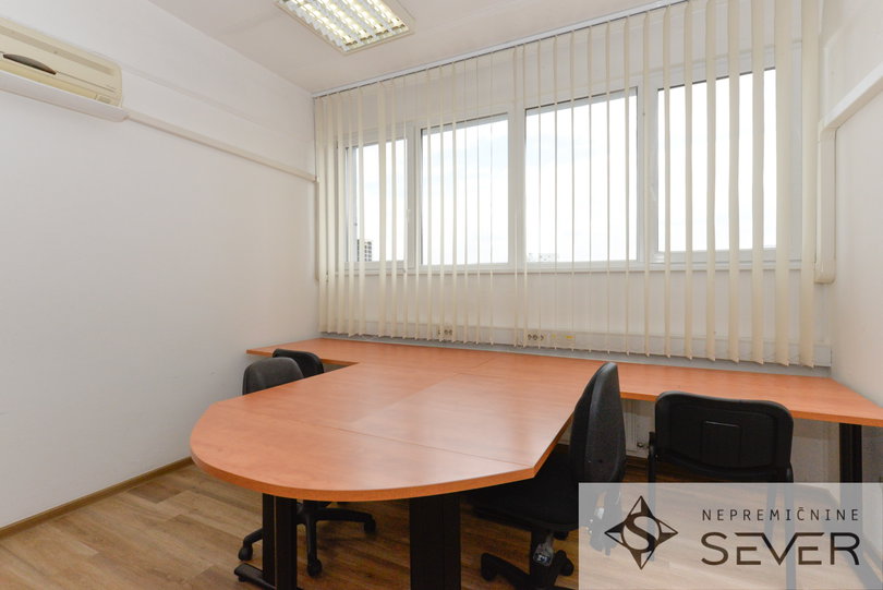 Lokacija: Ljubljana mesto, Šiška, Dravlje