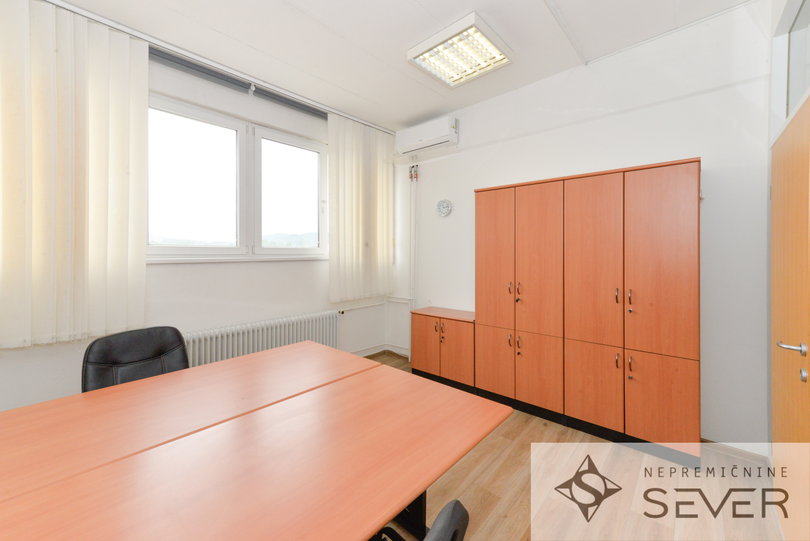 Lokacija: Ljubljana mesto, Šiška, Dravlje