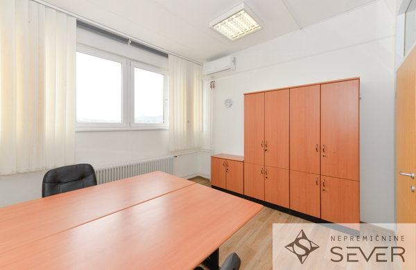 Lokacija: Ljubljana mesto, Šiška, Dravlje