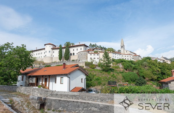 Lokacija: Obalno - kraška, Komen, Štanjel