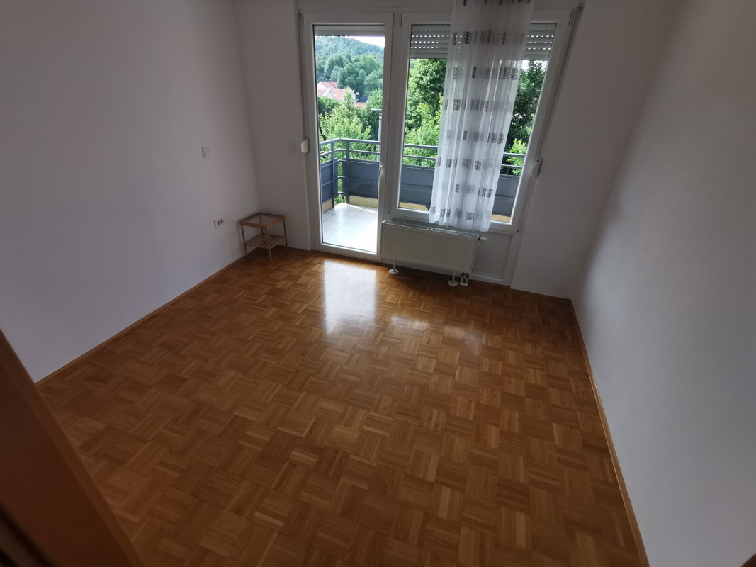 Lokacija: Notranjsko - kraška, Postojna, Postojna