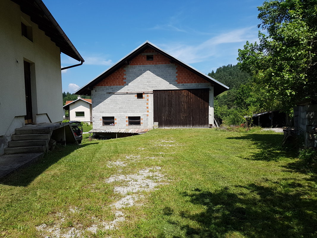 Lokacija: Notranjsko - kraška, Bloke, Radlek