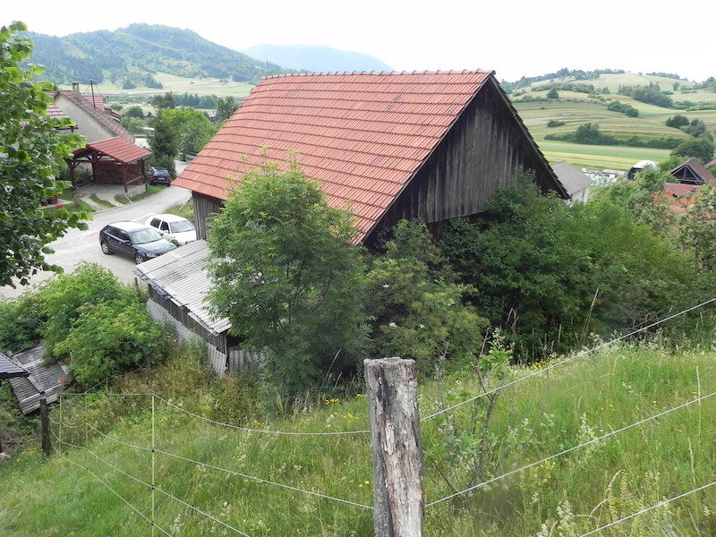 Lokacija: Notranjsko - kraška, Cerknica, Unec