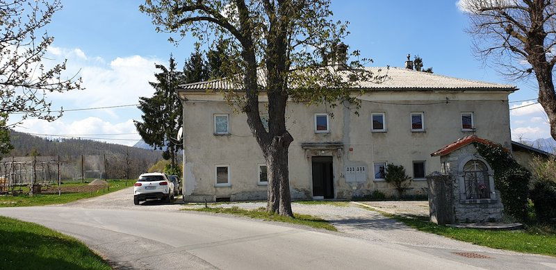 Lokacija: Notranjsko - kraška, Postojna, Orehek