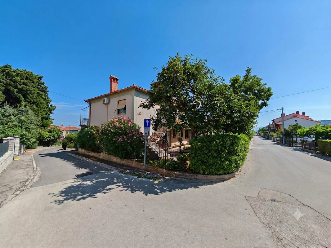 Lokacija: Obalno - kraška, Izola, Center