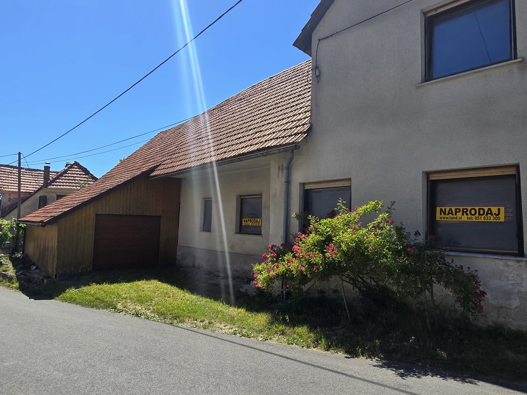 Lokacija: Notranjsko - kraška, Postojna, Studeno