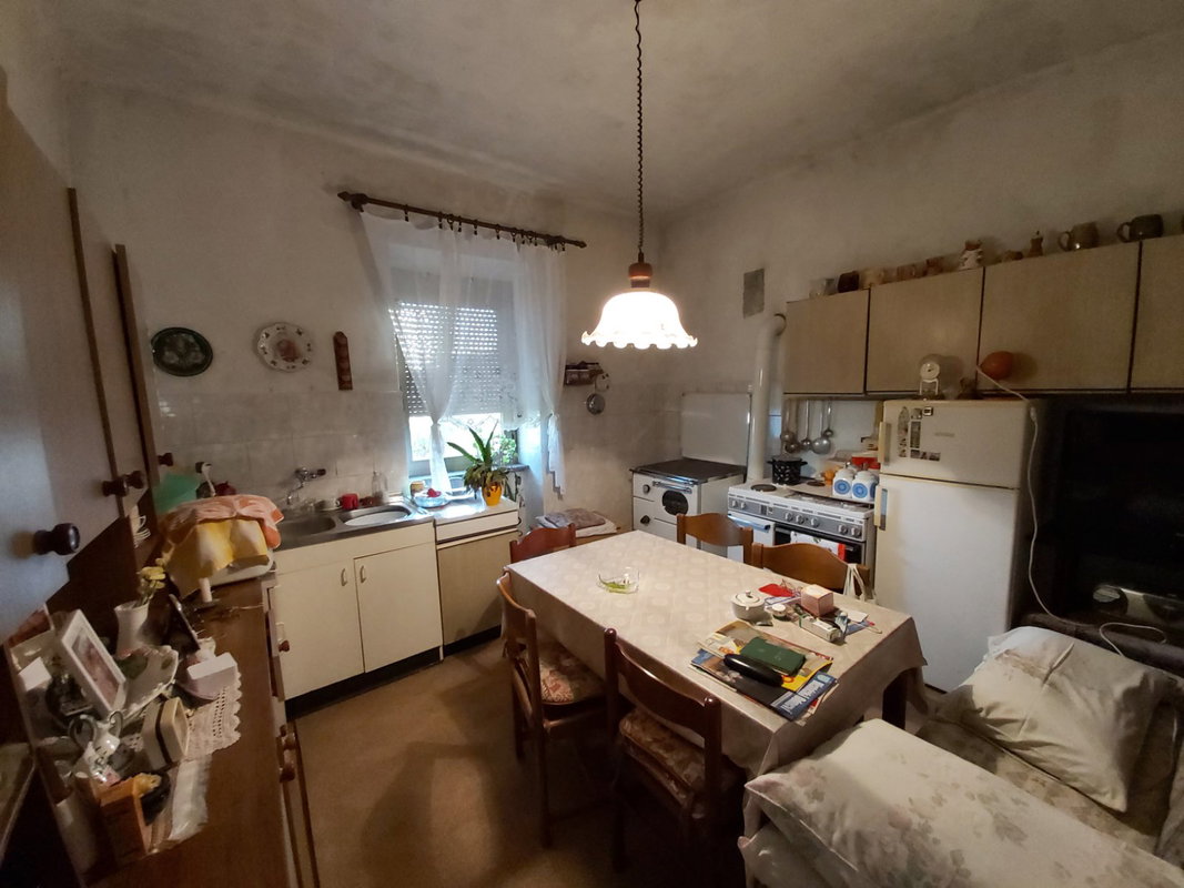 Lokacija: Notranjsko - kraška, Ilirska Bistrica, Podgrad